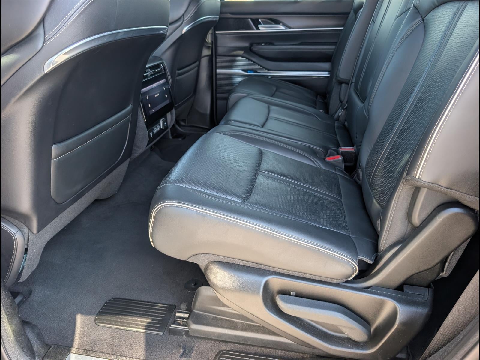 2024 Jeep Grand Wagoneer L Series II
