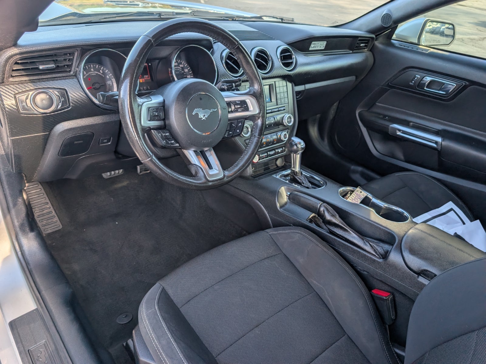 2016 Ford Mustang V6