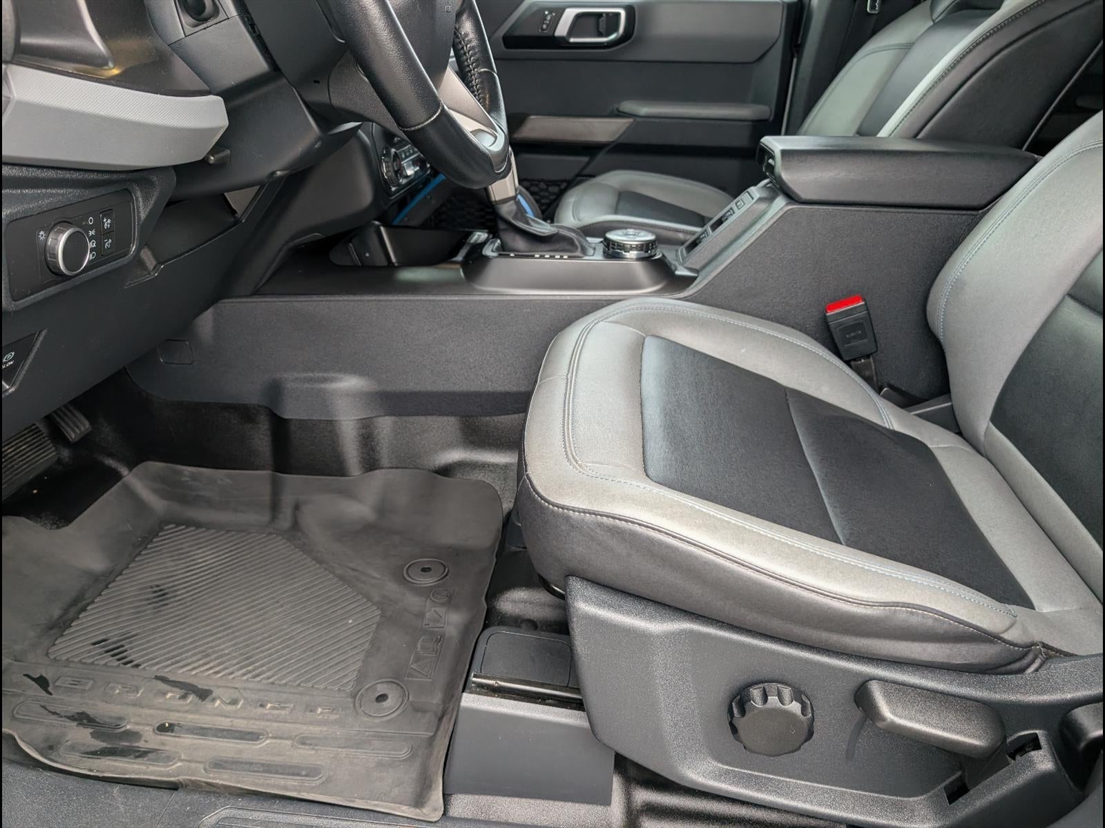 2021 Ford Bronco Base