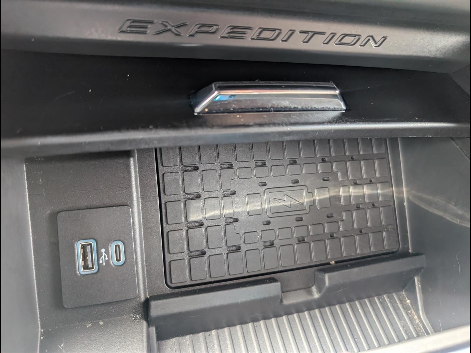 2022 Ford Expedition XLT