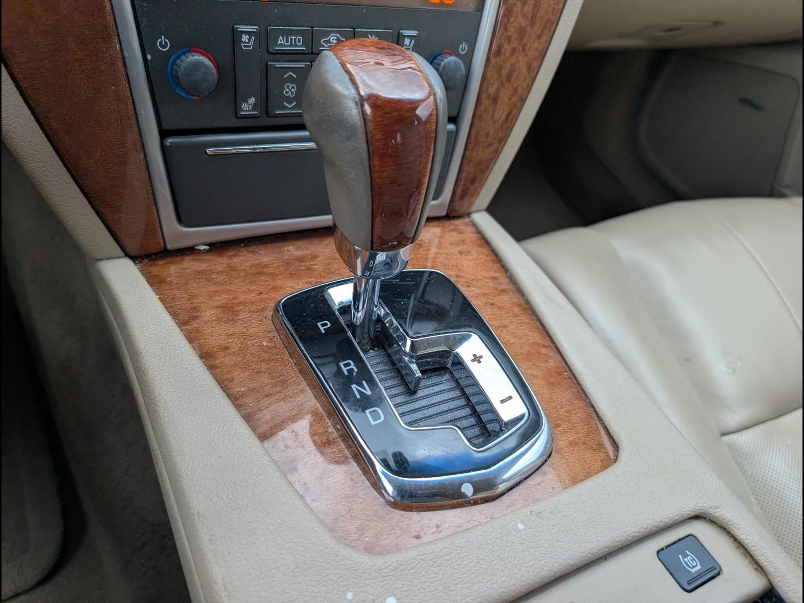 2009 Cadillac STS RWD w/1SB