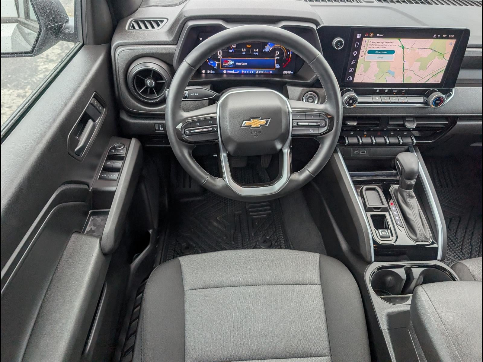 2025 Chevrolet Colorado WT/LT
