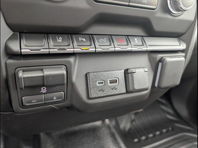 2025 GMC Sierra 2500 HD Pro