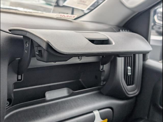 2025 GMC Sierra 2500 HD Pro