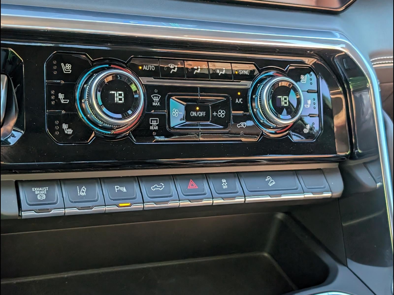 2024 GMC Sierra 2500 HD Denali Ultimate