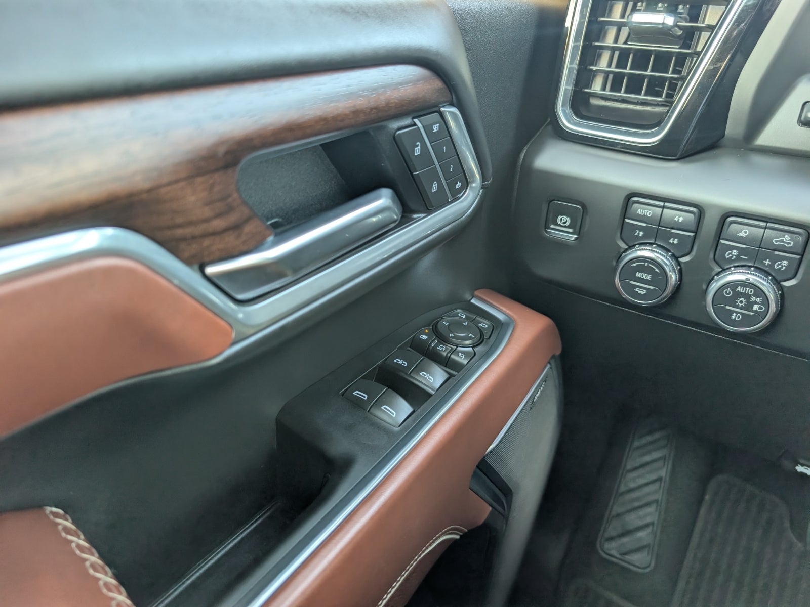 2025 GMC Sierra 2500 HD Denali Ultimate