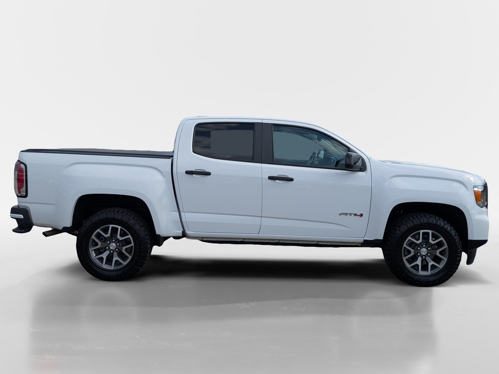 2022 GMC Canyon AT4 - Leather