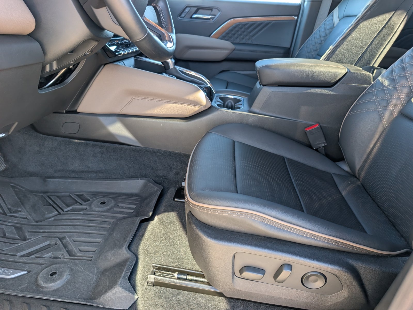 2023 GMC Canyon 4WD Denali