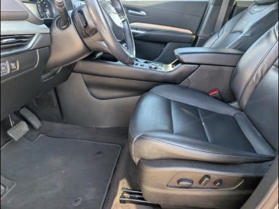 2023 Cadillac XT4 FWD Premium Luxury