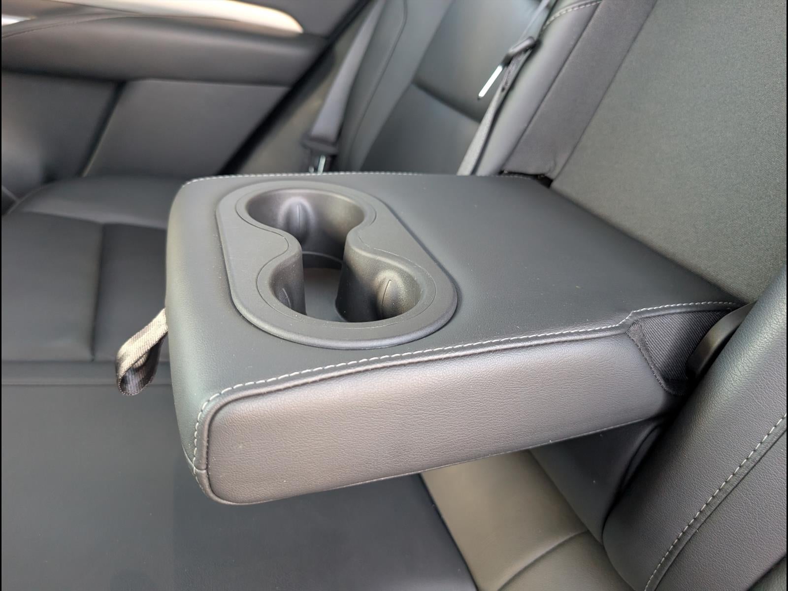 2023 Cadillac XT4 FWD Premium Luxury