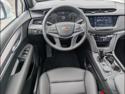 2026 Cadillac XT5 Luxury
