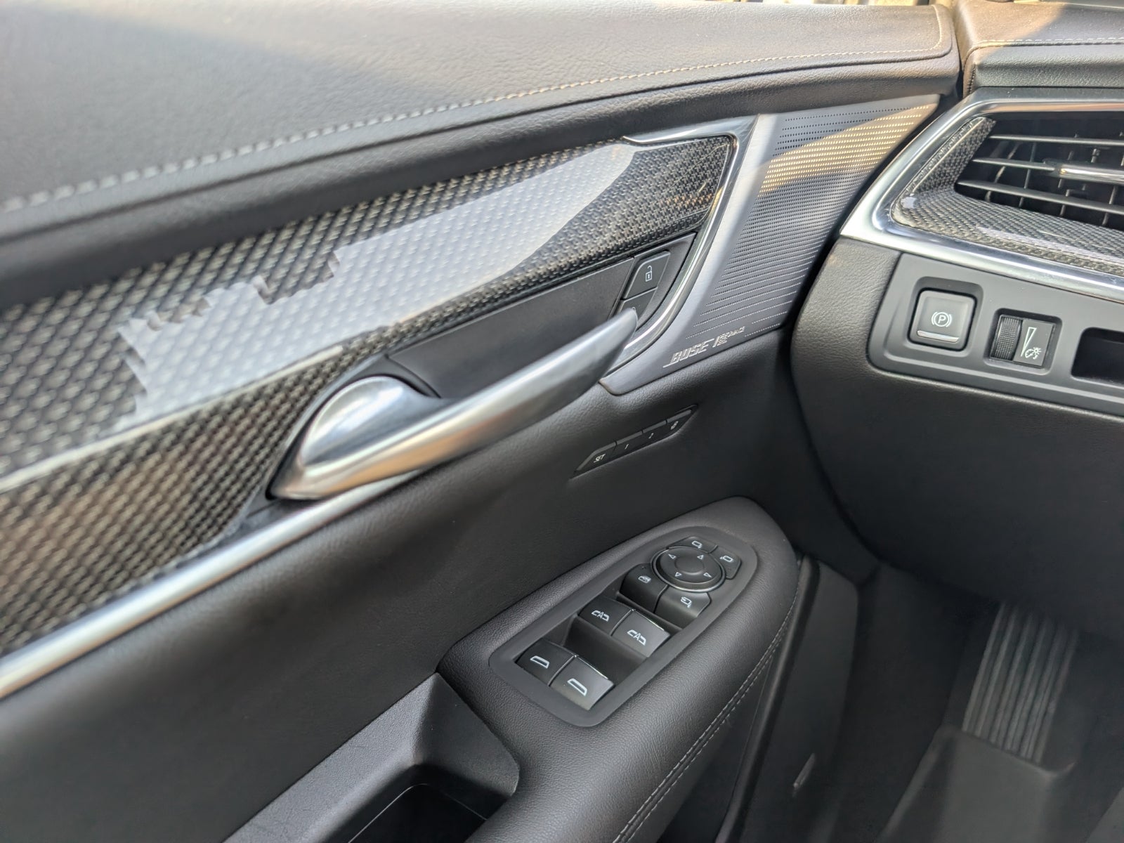 2023 Cadillac XT5 AWD Sport