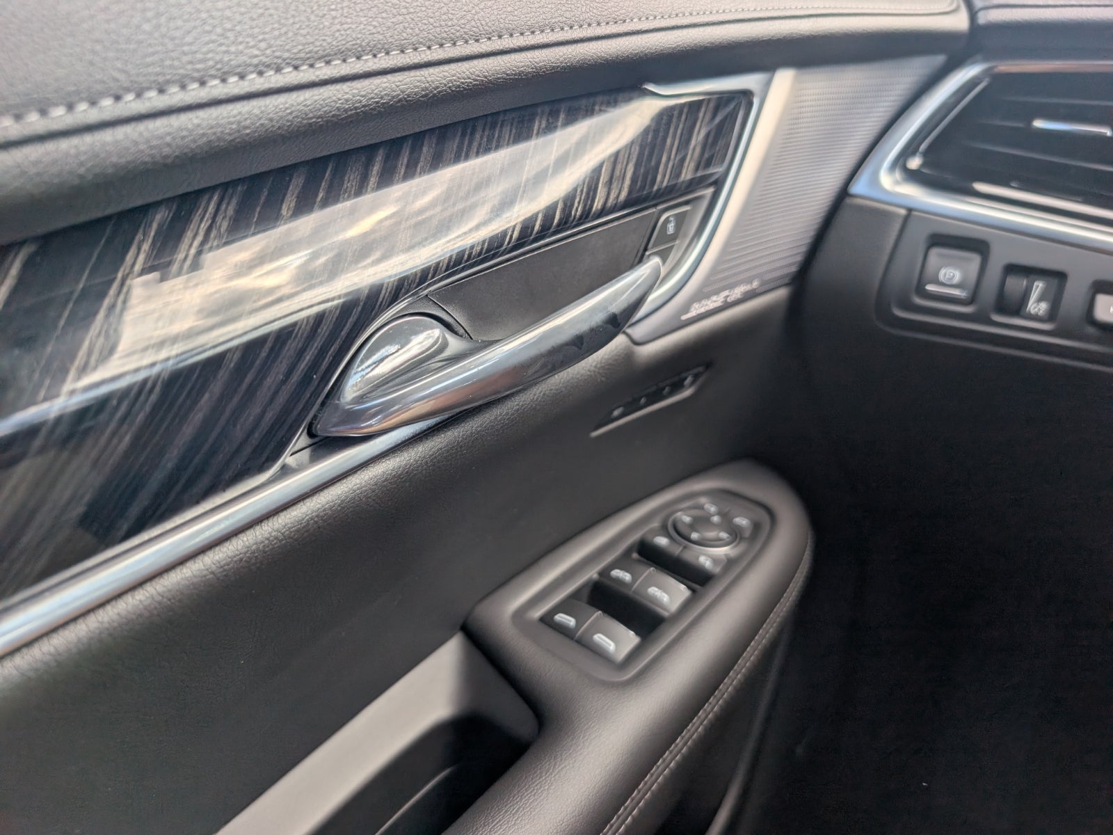 2023 Cadillac XT6 AWD Premium Luxury