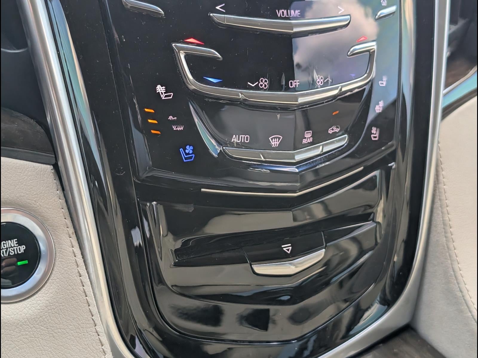 2020 Cadillac Escalade Luxury