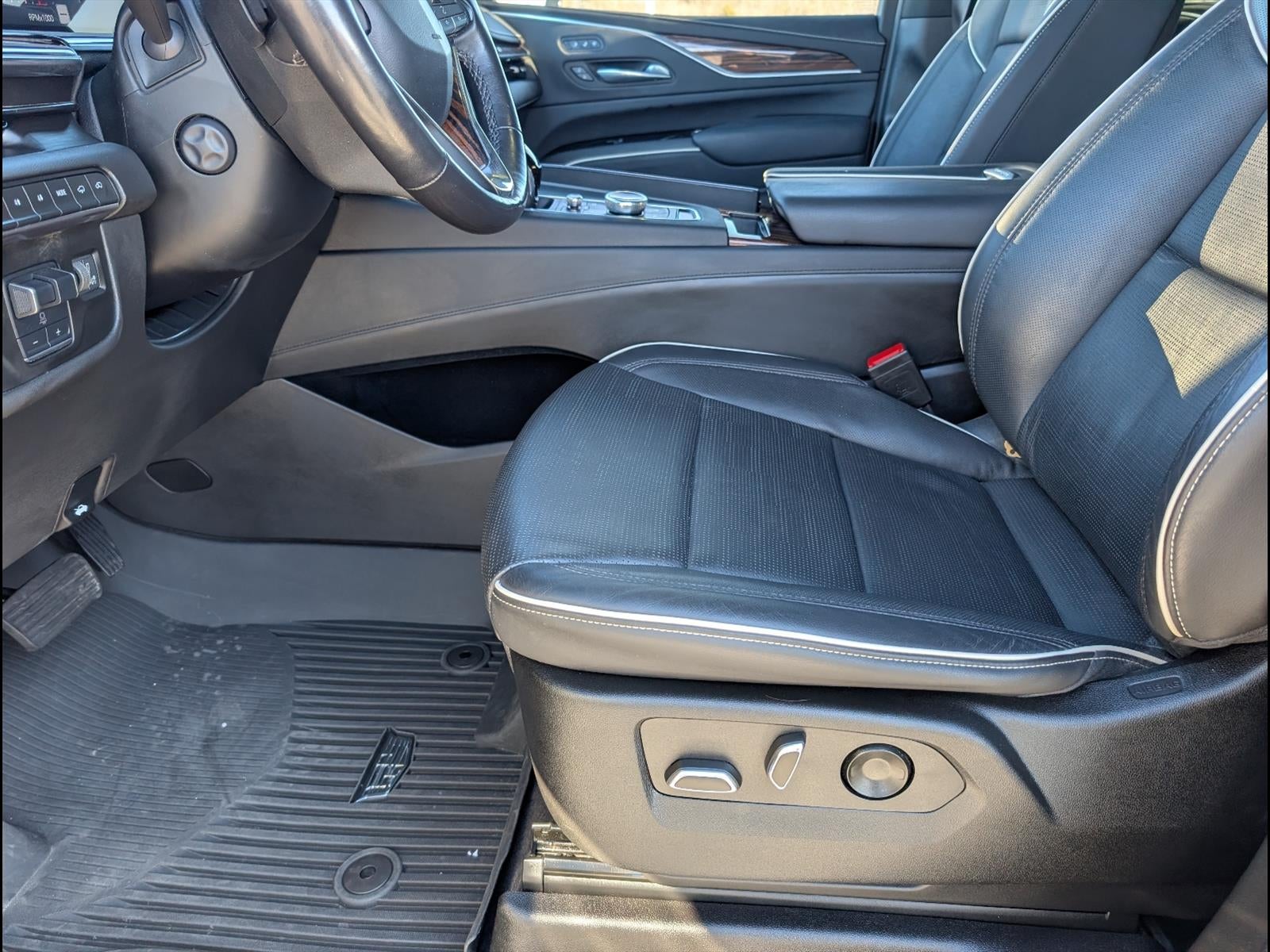 2022 Cadillac Escalade Premium Luxury