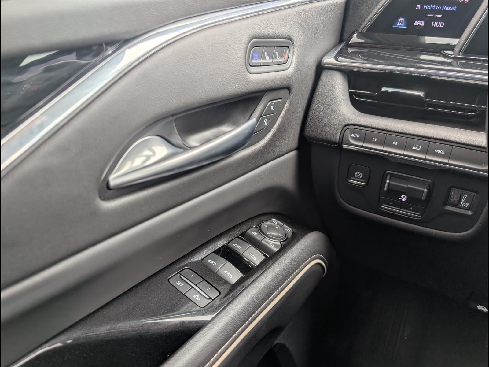 2024 Cadillac Escalade ESV Sport