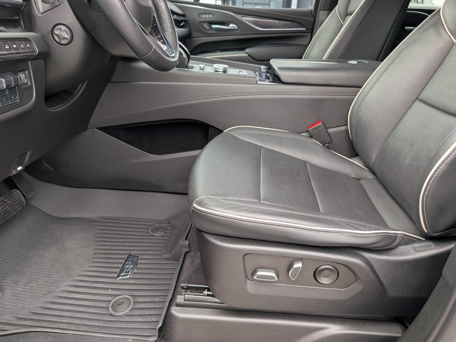 2023 Cadillac Escalade ESV 4WD Sport