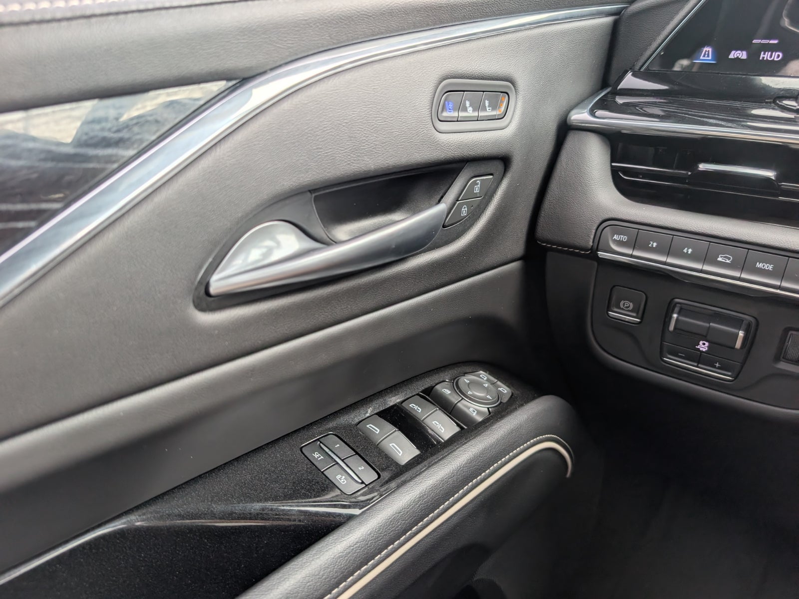 2023 Cadillac Escalade ESV 4WD Sport