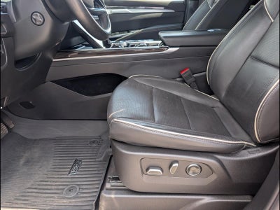 2025 Cadillac Escalade Premium Luxury