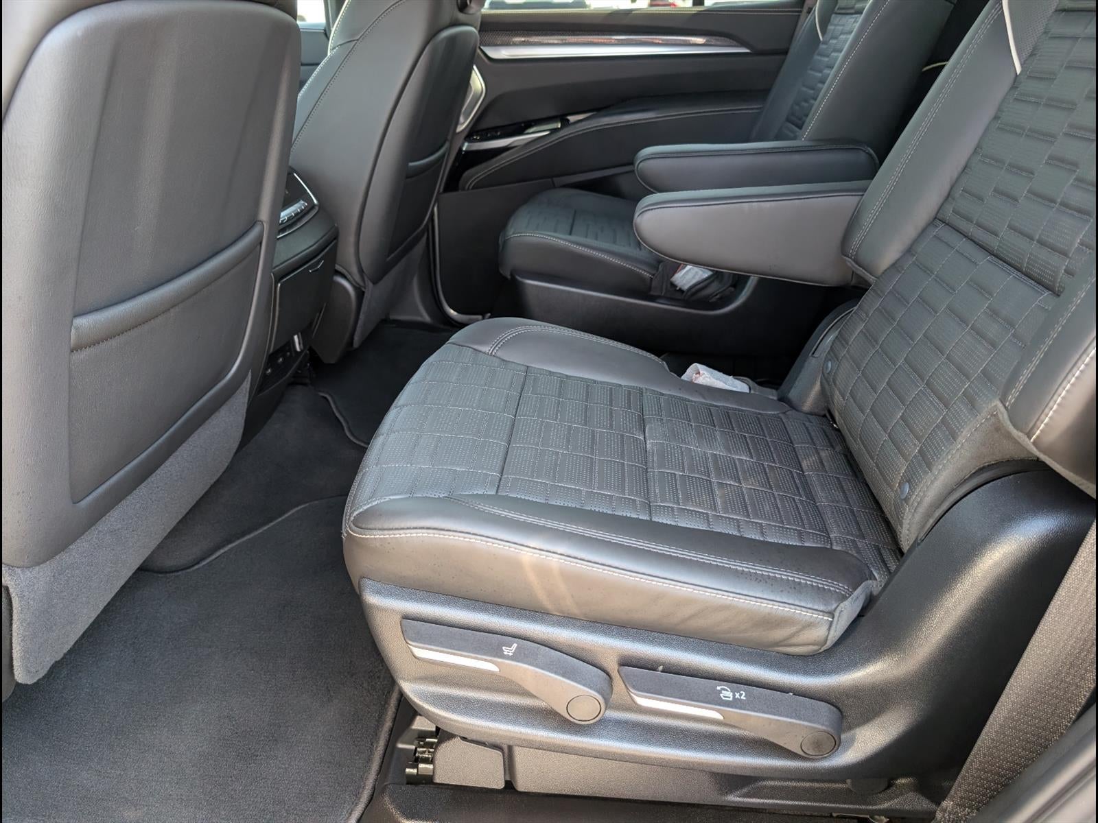 2025 Cadillac Escalade Escalade-V