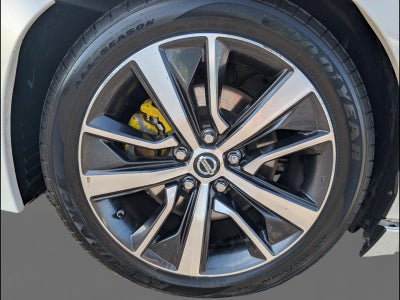 2017 Nissan Maxima Platinum