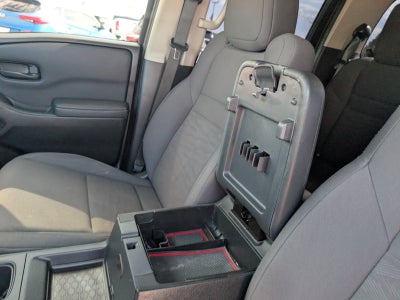 2022 Nissan Frontier S