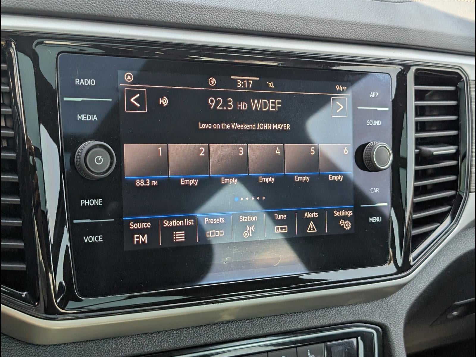 2023 Volkswagen Atlas Cross Sport 3.6L V6 SE w/Technology
