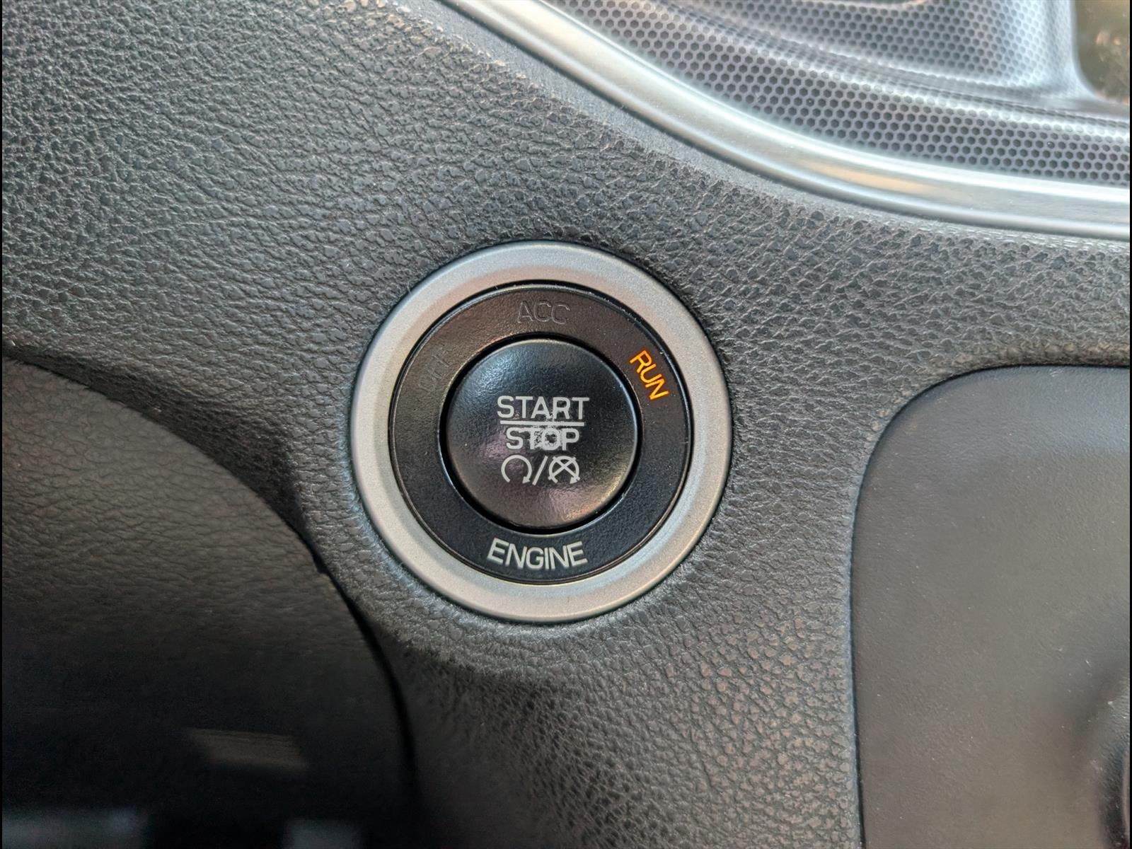 2015 Dodge Charger SXT