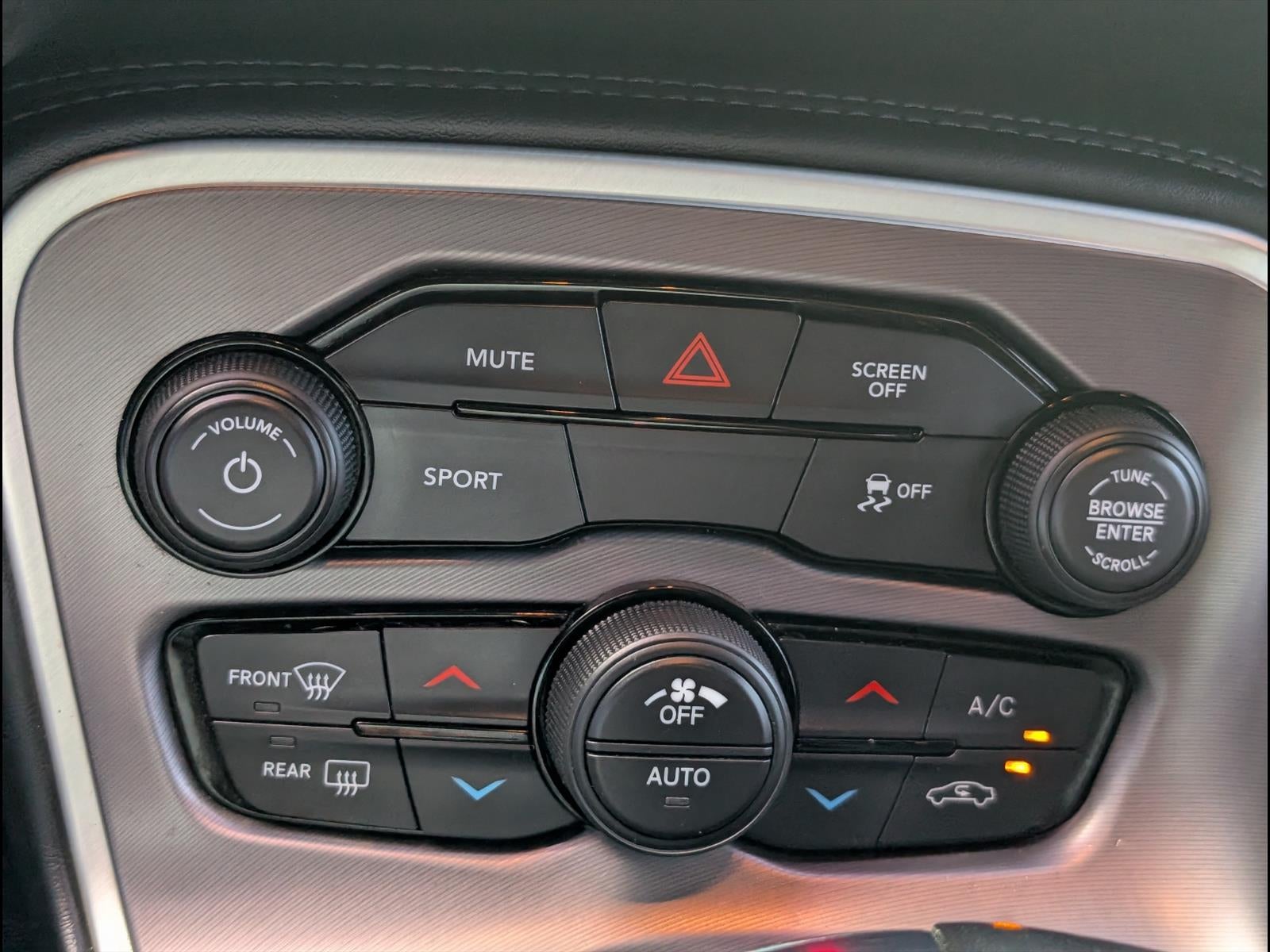 2021 Dodge Challenger SXT