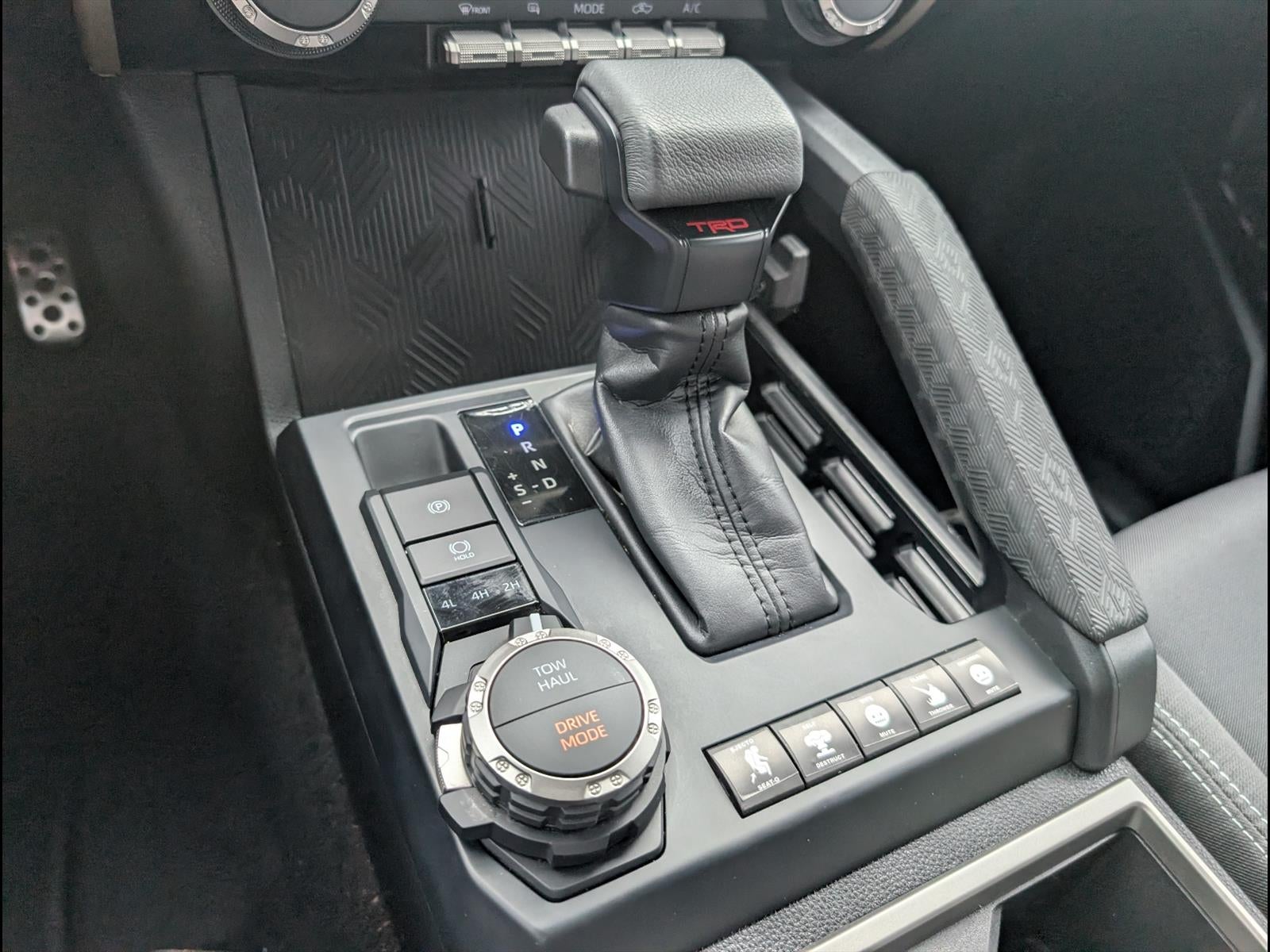 2025 Toyota Tacoma 4WD SR
