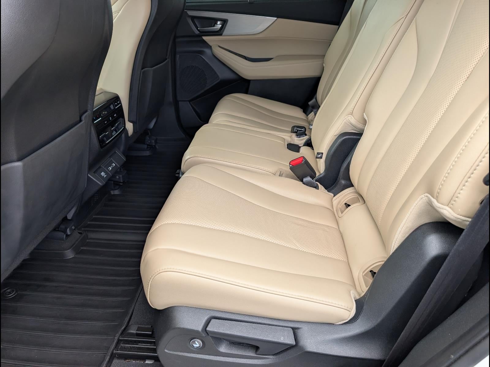 2022 Acura MDX w/Technology Package