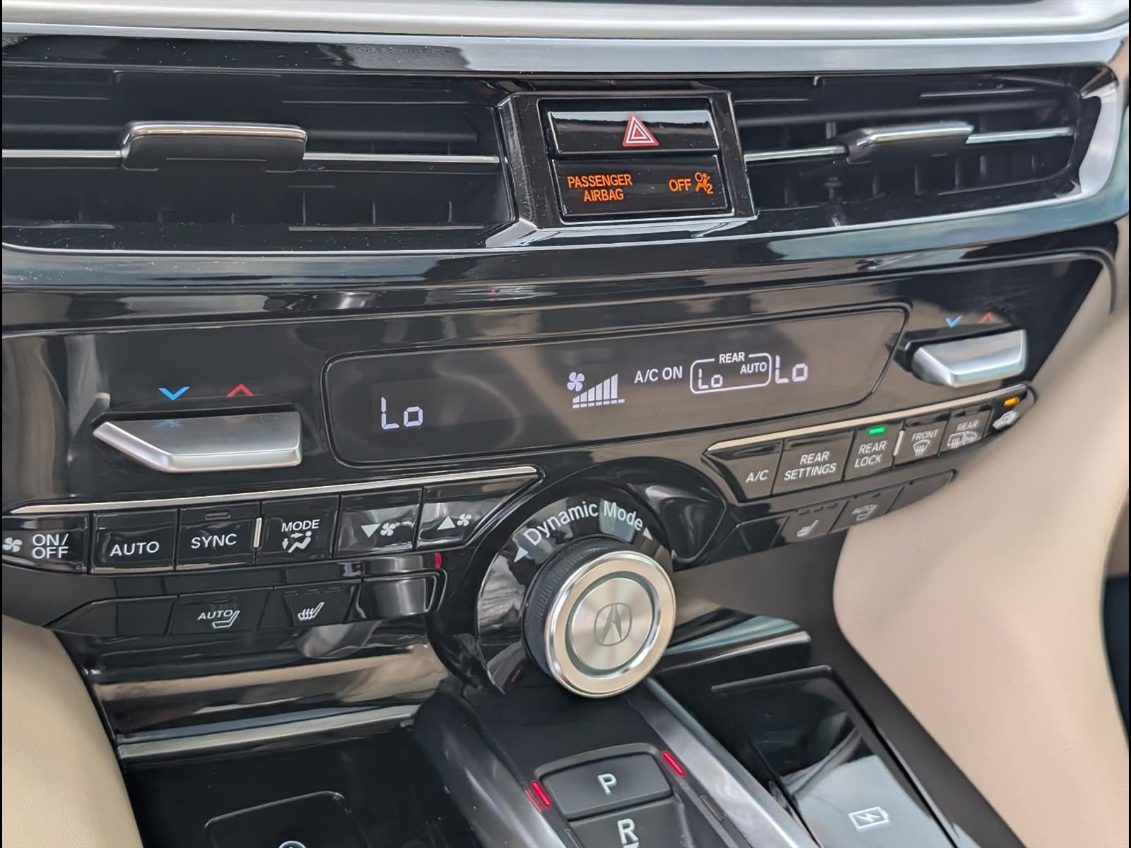 2022 Acura MDX w/Technology Package