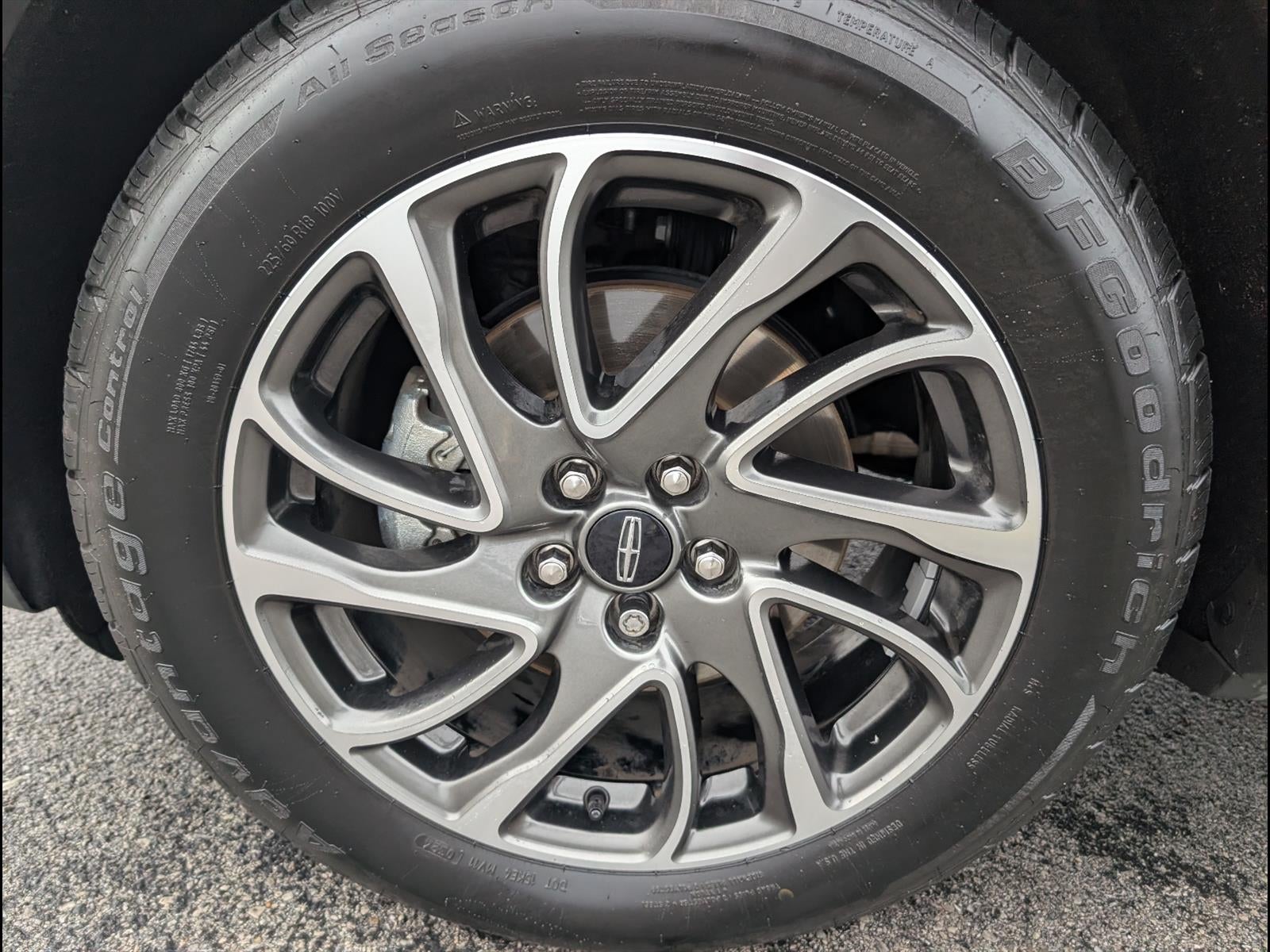 2020 Lincoln Corsair Standard