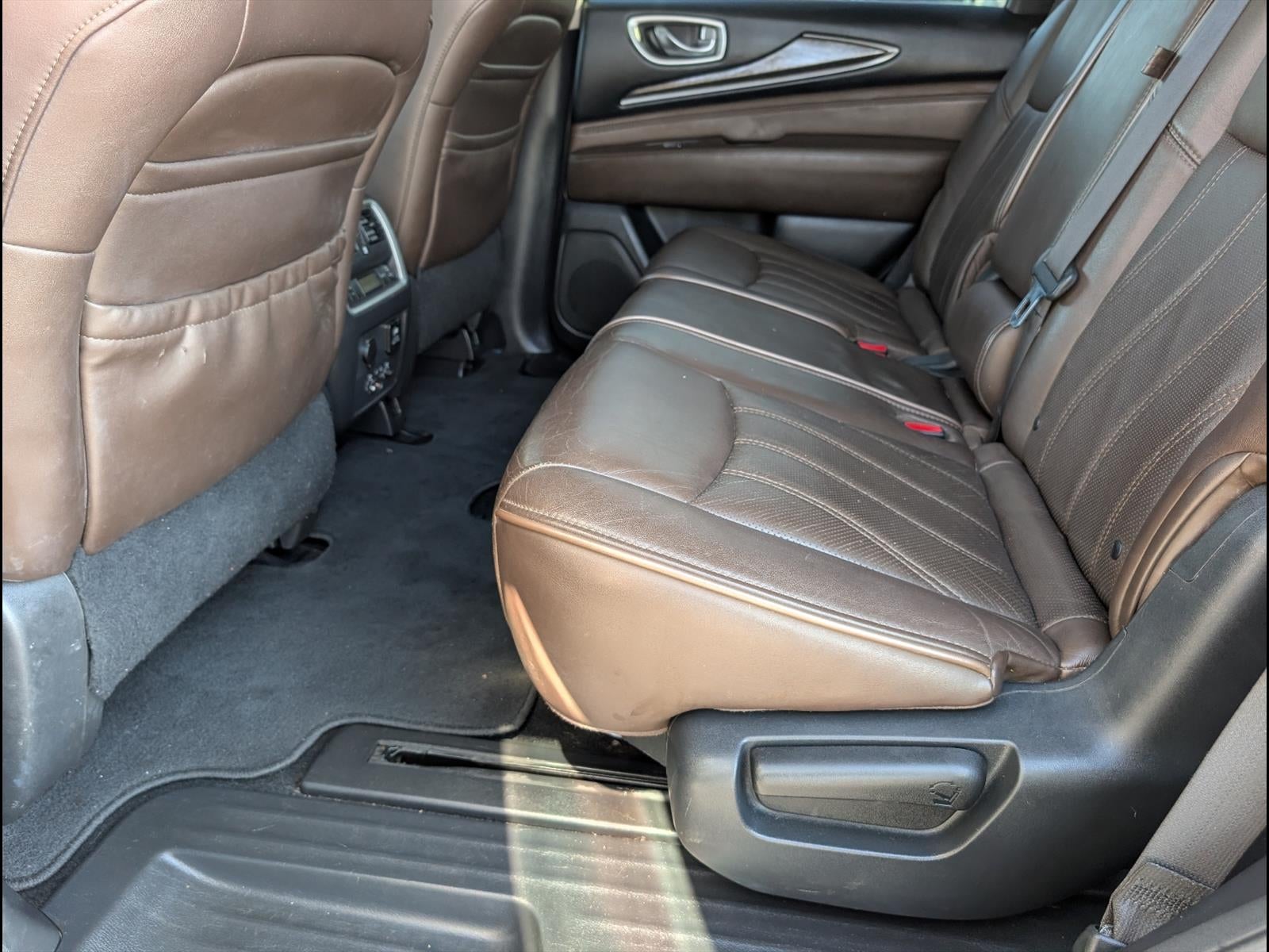 2013 INFINITI JX35 AWD 4dr