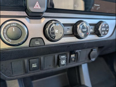 2018 Toyota Tacoma SR