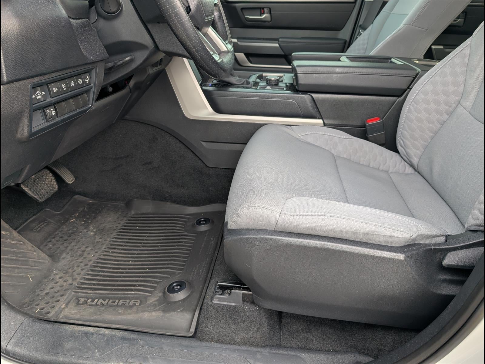 2024 Toyota Tundra 4WD SR5