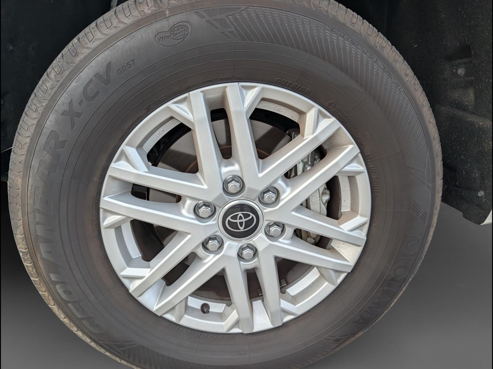 2024 Toyota Tundra 4WD SR5