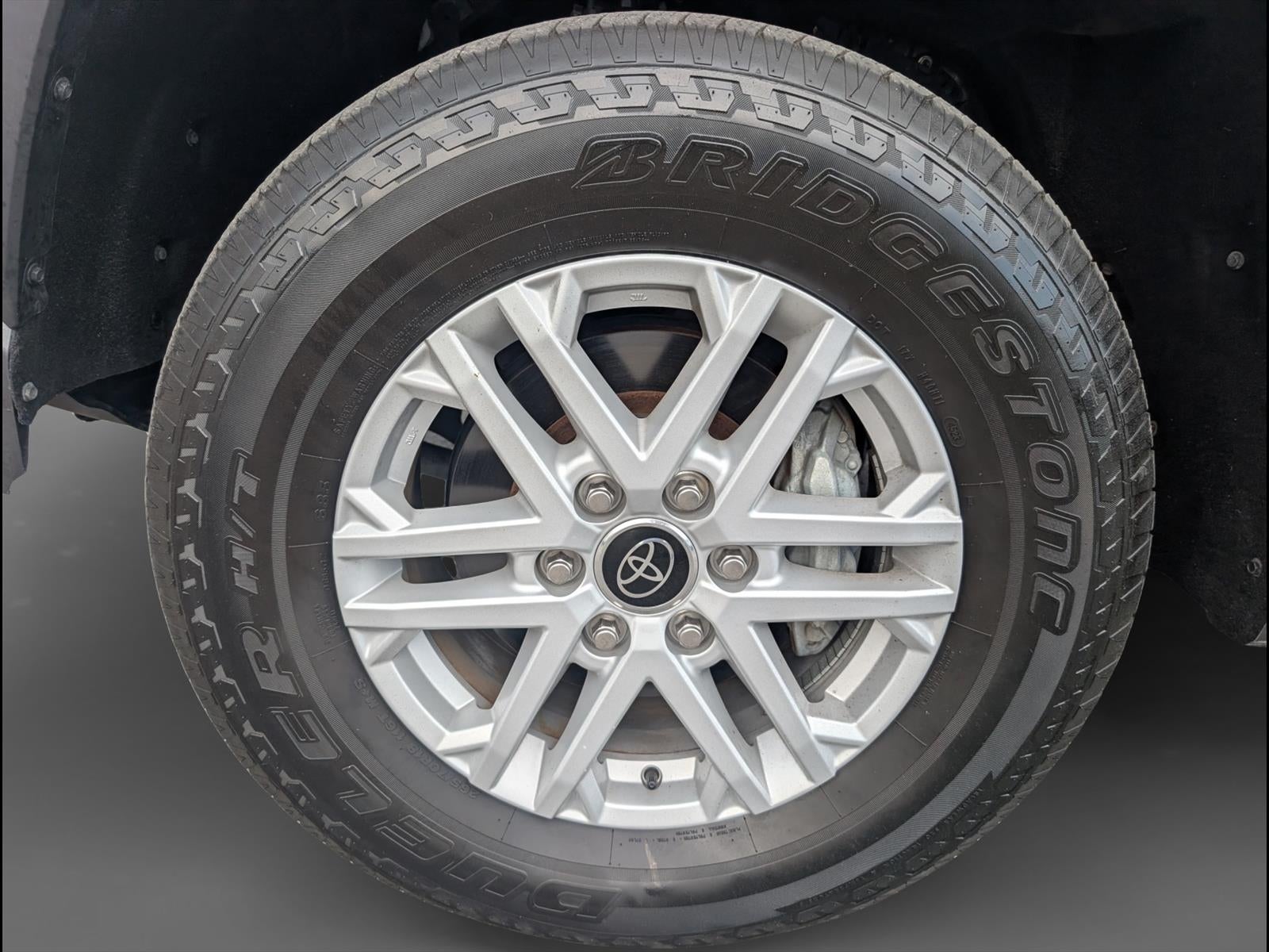 2024 Toyota Tundra 4WD SR5