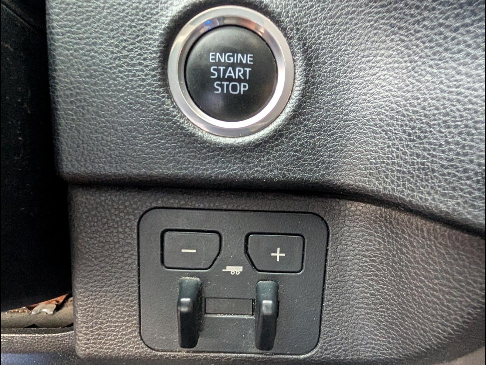 2024 Toyota Tundra 4WD SR5