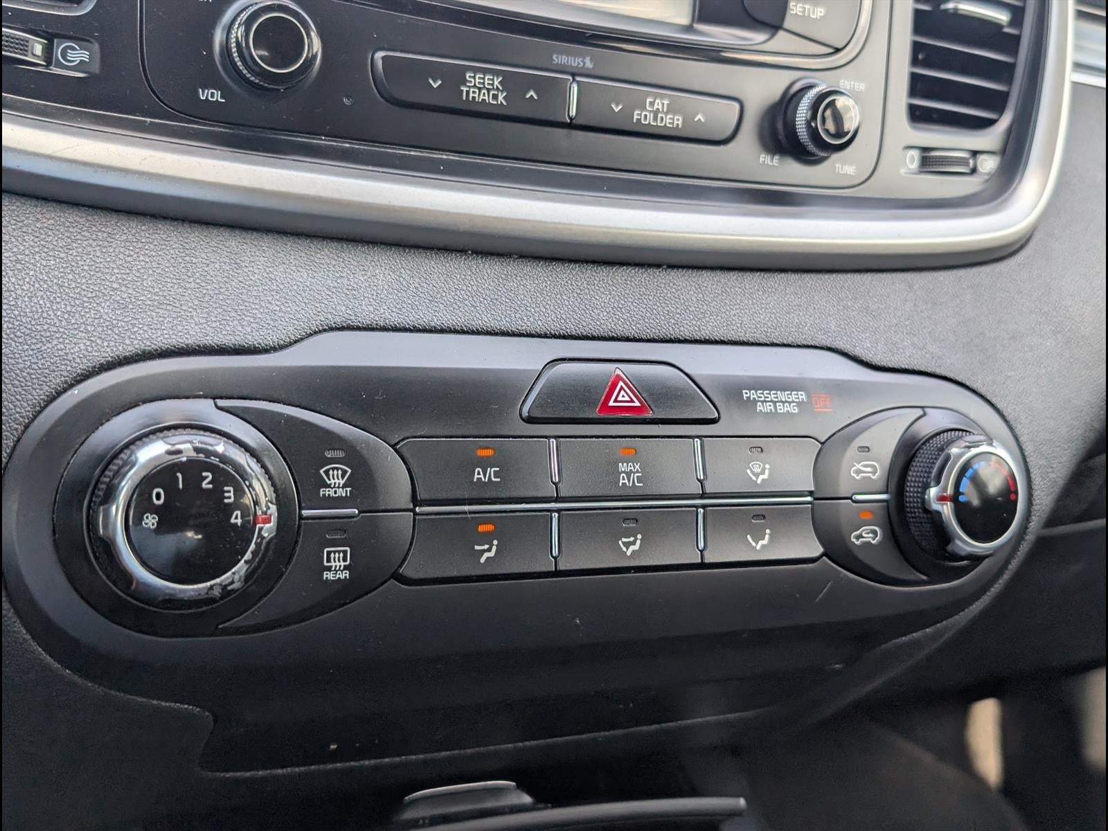 2018 Kia Sorento L