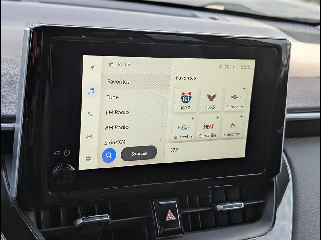 2024 Toyota Corolla Cross XLE