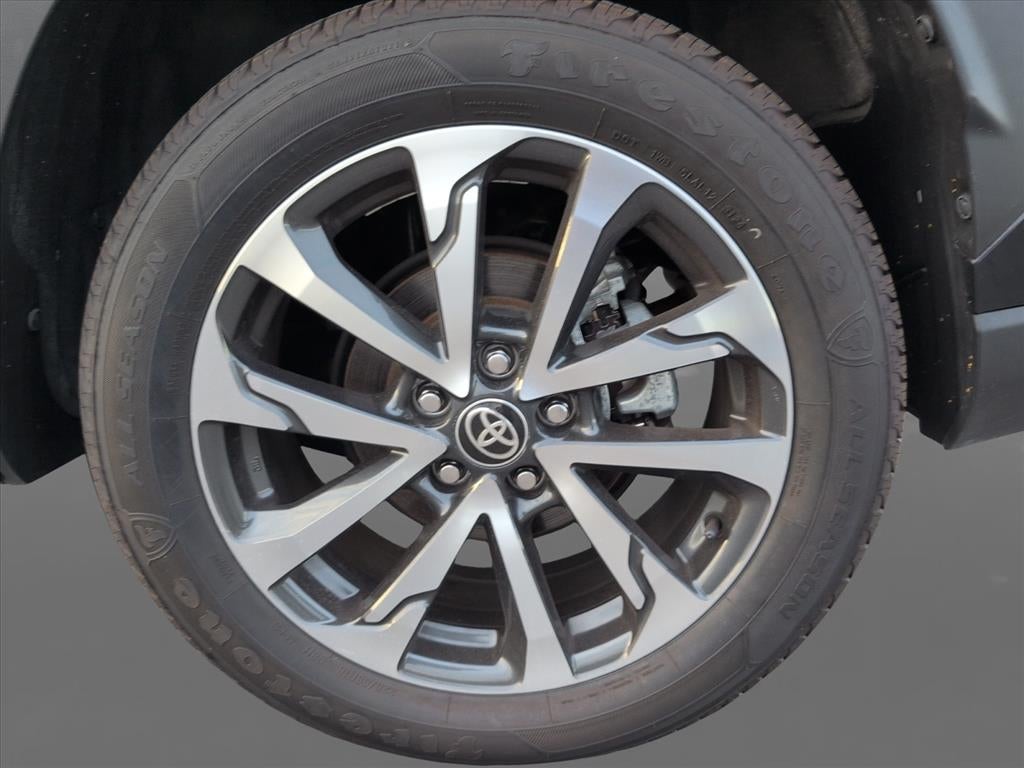 2024 Toyota Corolla Cross XLE