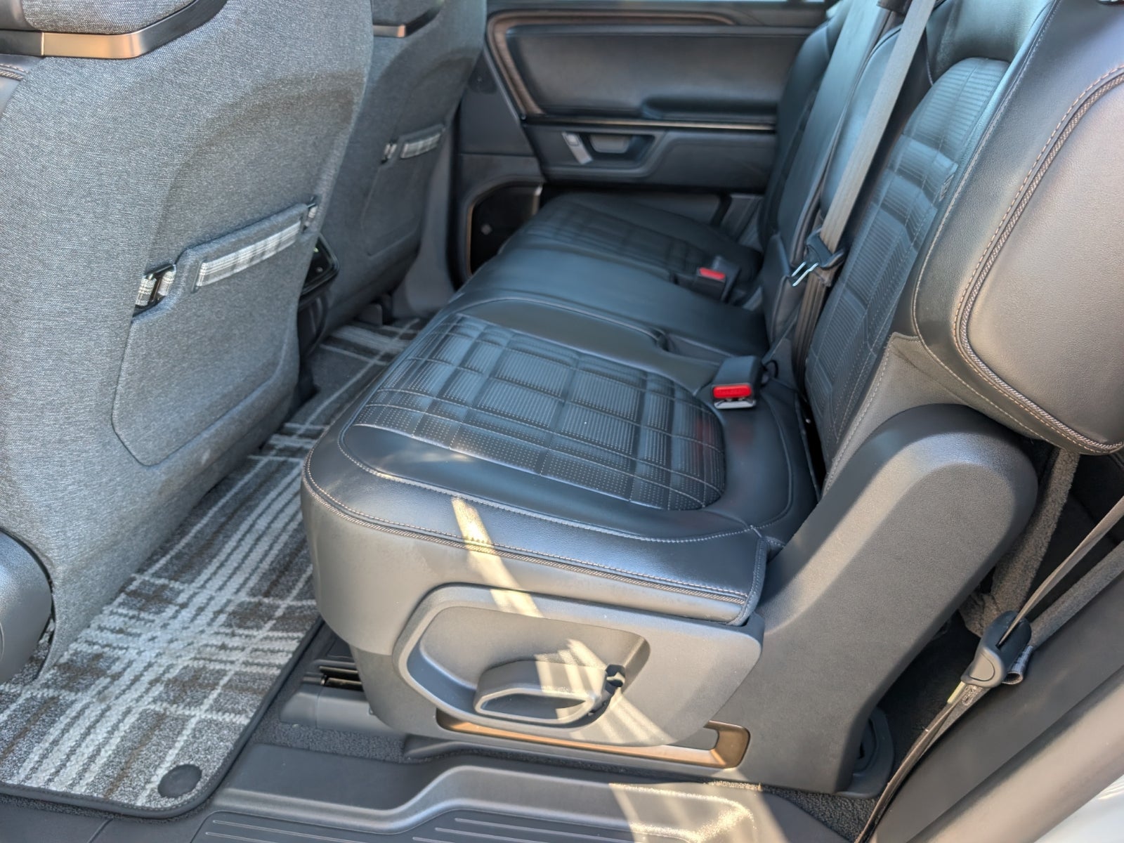 2026 RIVIAN R1S Tri Motor Max Pack