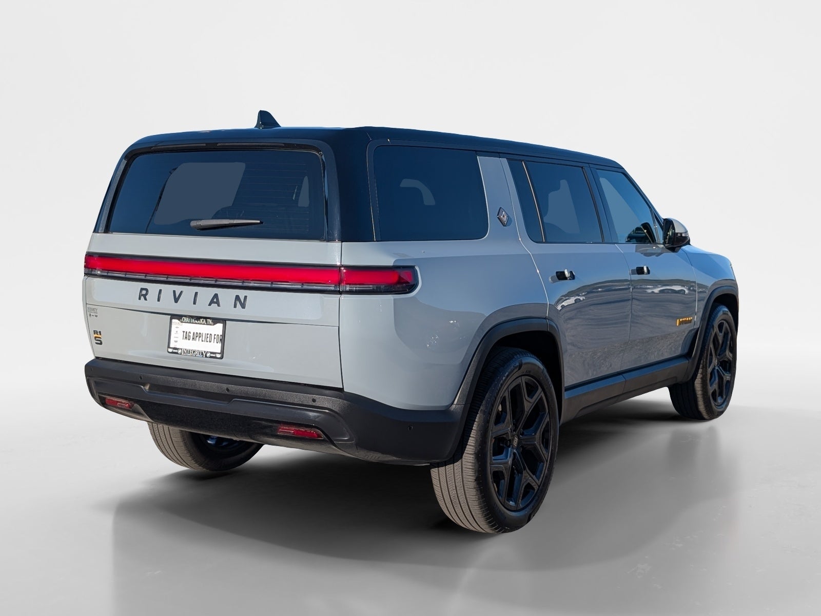 2026 RIVIAN R1S Tri Motor Max Pack