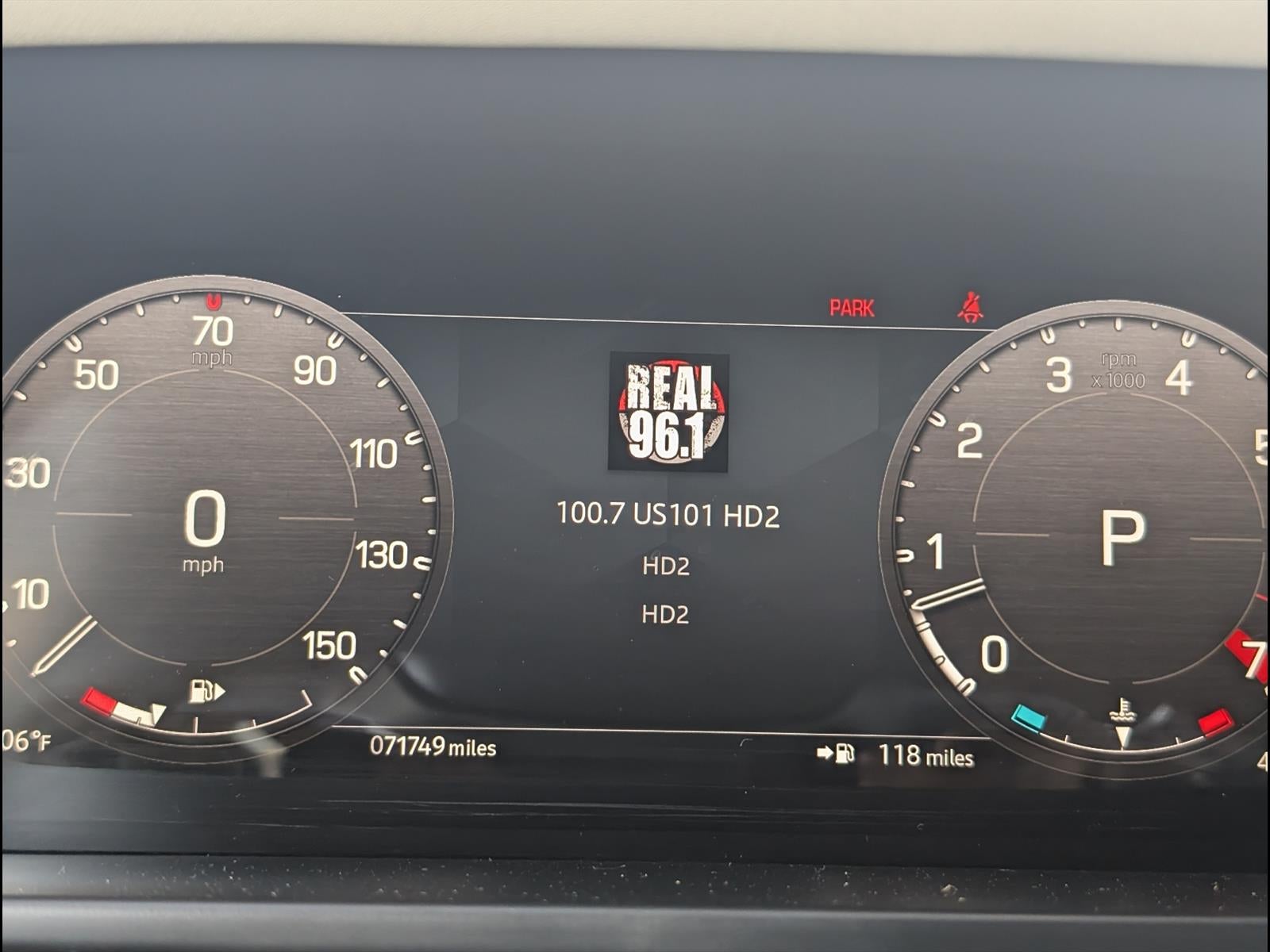2023 Land Rover Defender X-Dynamic SE