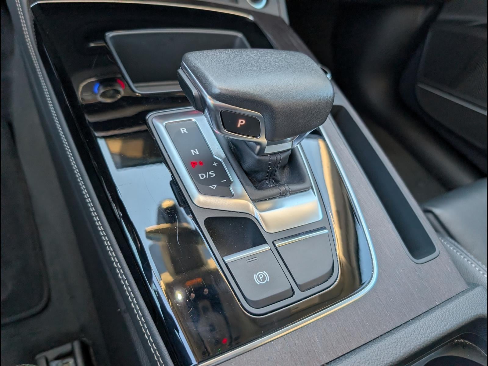 2024 Audi Q5 S line Premium Plus