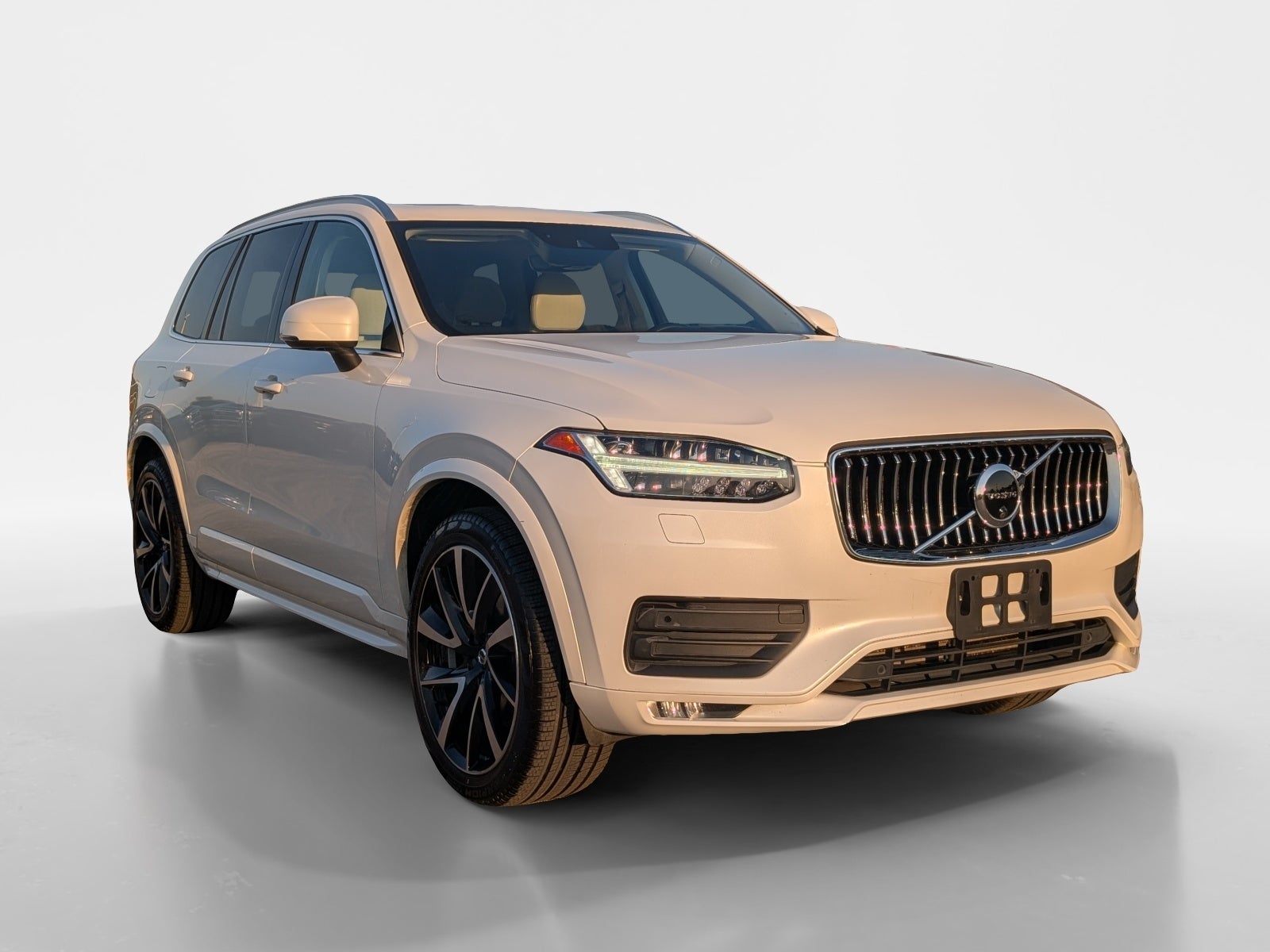 2020 Volvo XC90 Momentum