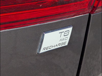 2023 Volvo XC60 Recharge Plug-In Hyb Ultimate Dark Theme