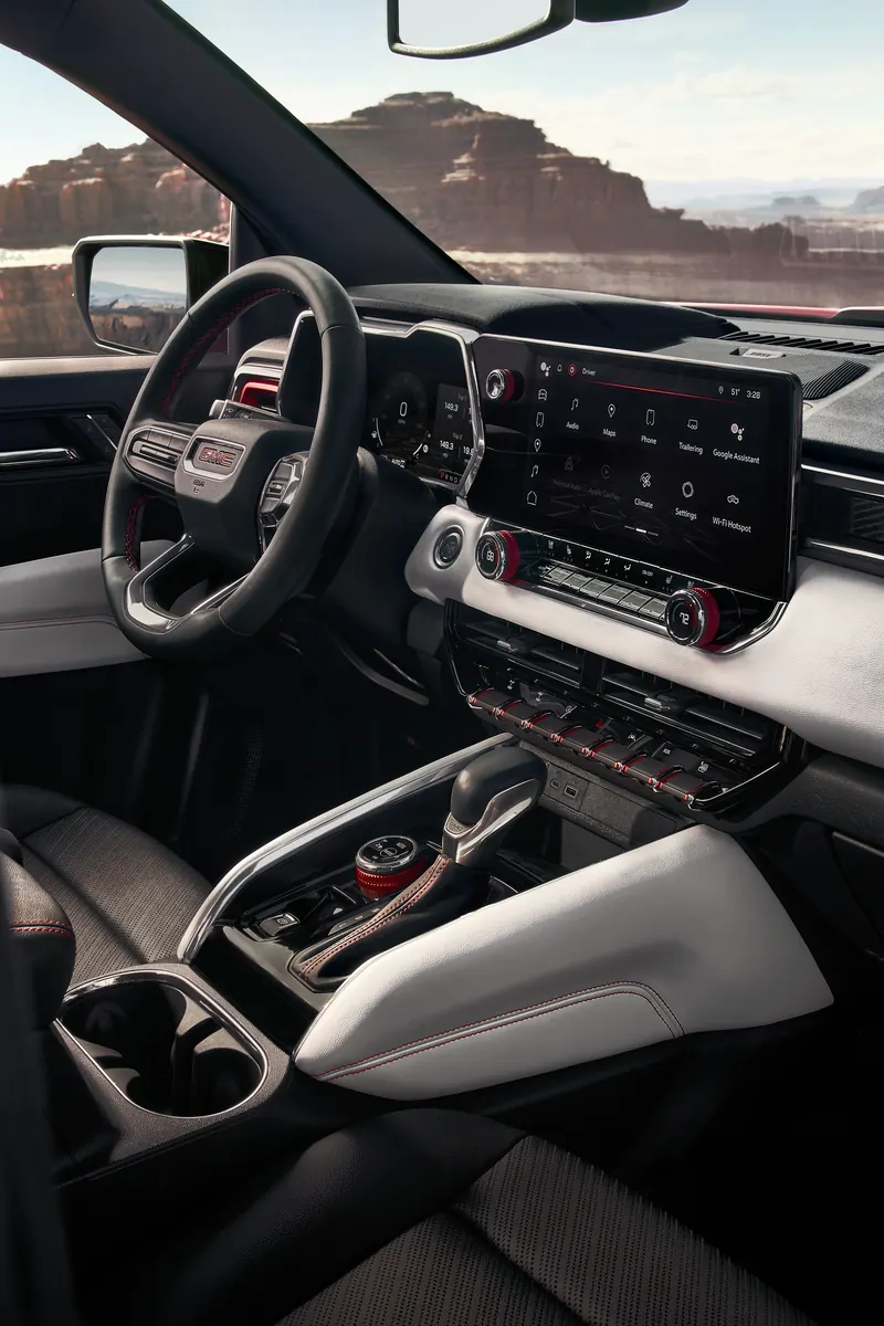 2026 GMC Canyon infotainment system at Integrity Buick GMC in CHATTANOOGA TN